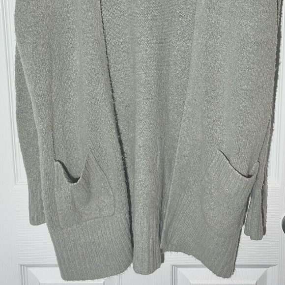 Garage grey cardigan, fits small-medium - Picture 3 of 3
